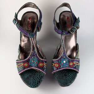 Two Lips Bolero Platform Heels Embellished Colorful Embroidered Boho Floral SZ 7